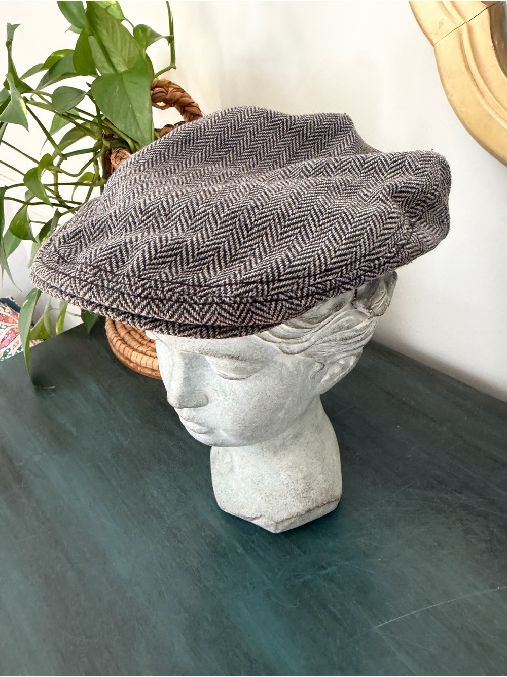 Vans Original Standard Herringbone Newsboy Flat Cap Gray Black Men’s Hat